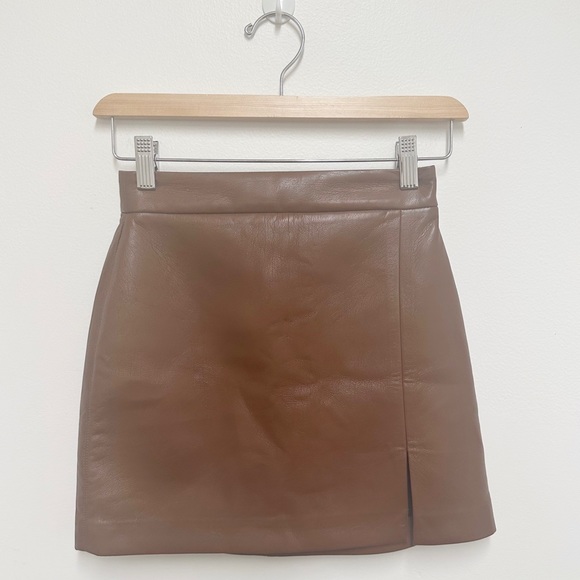 Aritzia by Wilfred Patio Mini Skirt - Picture 2 of 5